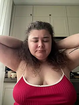 curly elise online show from March 24, 11:15 am