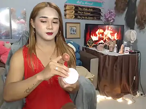 fuckercumm online show from June 5, 11:32 pm