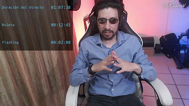 Snapshot of IASuarezV chatting on May 9, 5:23 am IASuarezV online show from May 9, 5:23 am