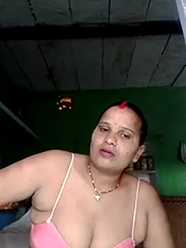 Snapshot of Shivani09900 chatting on July 2, 3:23 am Shivani09900 online show from July 2, 3:23 am