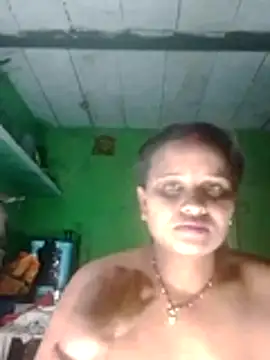 Snapshot of Shivani09900 chatting on July 4, 8:04 pm Shivani09900 online show from July 4, 8:04 pm