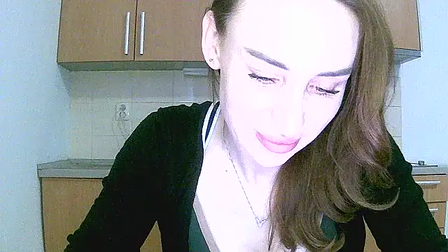 Snapshot of GlarysLoveressSx chatting on March 26, 9:26 am GlarysLoveressSx online show from March 26, 9:26 am