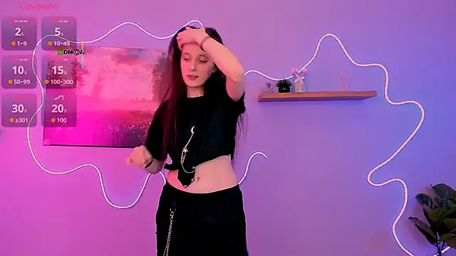 nami glow online show from April 18, 7:58 pm