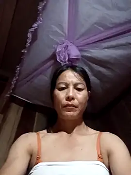 Snapshot of -Numin- chatting on May 29, 6:50 pm -Numin- online show from May 29, 6:50 pm