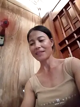 Snapshot of -Numin- chatting on June 3, 10:51 am -Numin- online show from June 3, 10:51 am