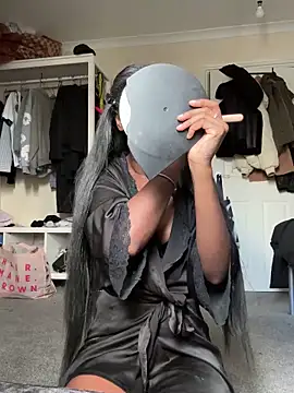 Snapshot of k_ashantixx chatting on March 25, 11:38 am k ashantixx online show from March 25, 11:38 am