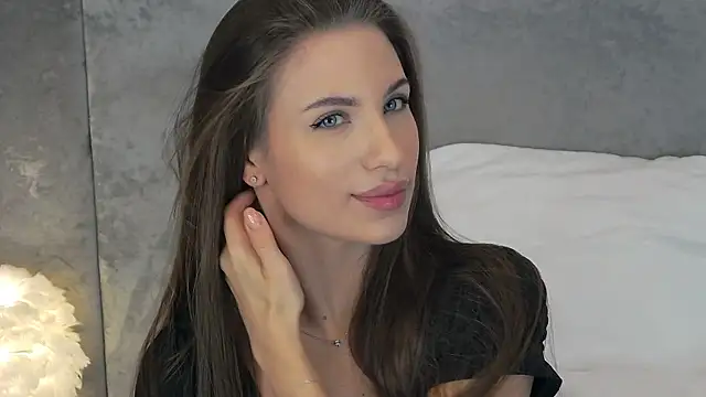 Snapshot of Lana_Drake chatting on May 12, 5:15 am Lana Drake online show from May 12, 5:15 am