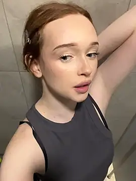 Snapshot of Flora_Ray chatting on May 28, 2:47 pm Flora Ray online show from May 28, 2:47 pm