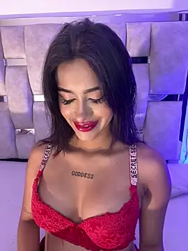 Lizzy Bonnie online show from May 13, 1:25 am