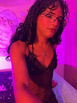 LunuxSiren online show from March 27, 11:37 pm