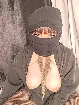 NomiHana online show from June 13, 2:31 am