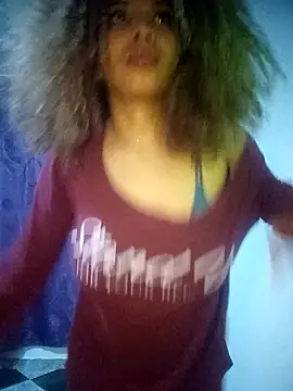 Snapshot of SolashLitzy_Curly chatting on July 15, 6:40 am SolashLitzy Curly online show from July 15, 6:40 am