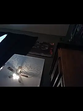 wesstfine online show from April 6, 10:22 pm