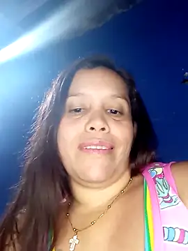 Snapshot of alexandra-queen chatting on May 6, 1:47 am alexandra-queen online show from May 6, 1:47 am