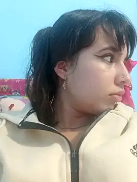 Snapshot of YourHotGirldfriend1 chatting on March 24, 2:05 am YourHotGirldfriend1 online show from March 24, 2:05 am