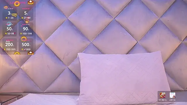 Snapshot of celestte_sm chatting on July 12, 2:41 pm celestte sm online show from July 12, 2:41 pm