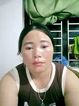 Lily Daisy online show from March 29, 10:32 pm