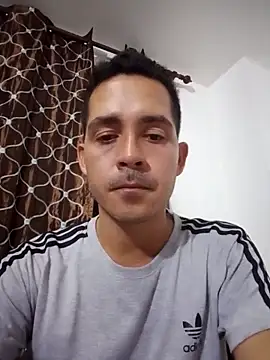Snapshot of Gabriel_leon33 chatting on March 26, 7:58 am Gabriel leon33 online show from March 26, 7:58 am