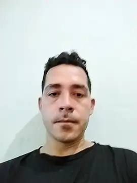 Snapshot of Gabriel_leon33 chatting on March 30, 8:32 pm Gabriel leon33 online show from March 30, 8:32 pm
