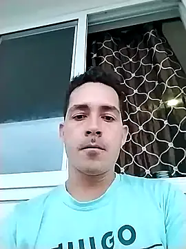 Snapshot of Gabriel_leon33 chatting on March 31, 10:15 am Gabriel leon33 online show from March 31, 10:15 am