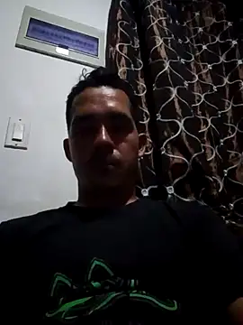 Snapshot of Gabriel_leon33 chatting on April 3, 3:48 am Gabriel leon33 online show from April 3, 3:48 am