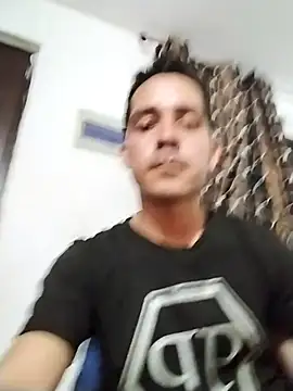Snapshot of Gabriel_leon33 chatting on April 6, 5:19 am Gabriel leon33 online show from April 6, 5:19 am