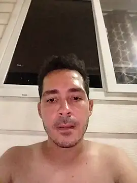 Snapshot of Gabriel_leon33 chatting on April 15, 3:57 am Gabriel leon33 online show from April 15, 3:57 am