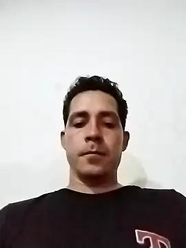 Snapshot of Gabriel_leon33 chatting on April 28, 3:55 am Gabriel leon33 online show from April 28, 3:55 am