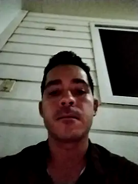 Snapshot of Gabriel_leon33 chatting on June 24, 3:16 am Gabriel leon33 online show from June 24, 3:16 am