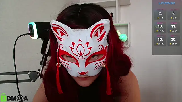 Snapshot of x_kitsune_x chatting on April 5, 2:14 pm x kitsune x online show from April 5, 2:14 pm