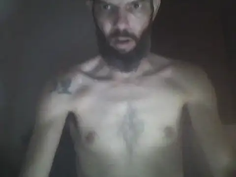 Snapshot of Me_provoque chatting on May 26, 1:23 am Me provoque online show from May 26, 1:23 am