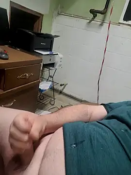 Snapshot of bigbearusa74 chatting on March 24, 12:32 pm bigbearusa74 online show from March 24, 12:32 pm