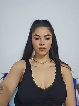 Snapshot of Crissdesire chatting on June 11, 4:16 pm Crissdesire online show from June 11, 4:16 pm