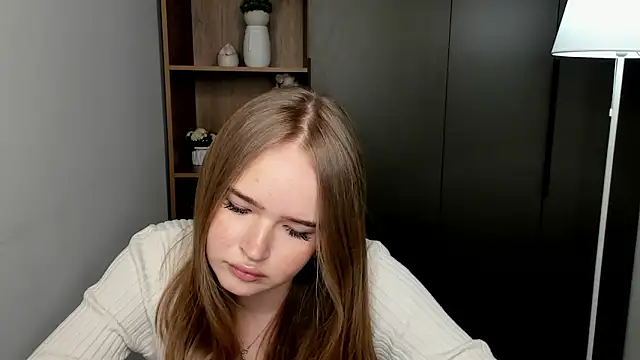 YeeMellendorf online show from March 27, 8:09 am