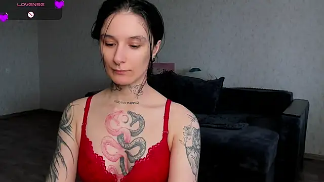 Snapshot of Marceline_correl chatting on July 14, 3:11 am Marceline correl online show from July 14, 3:11 am