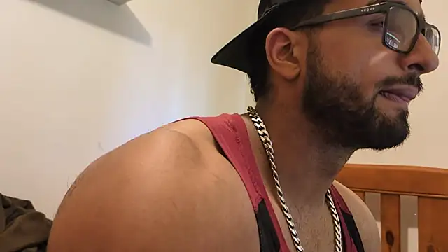 robin103666 online show from March 30, 6:25 am