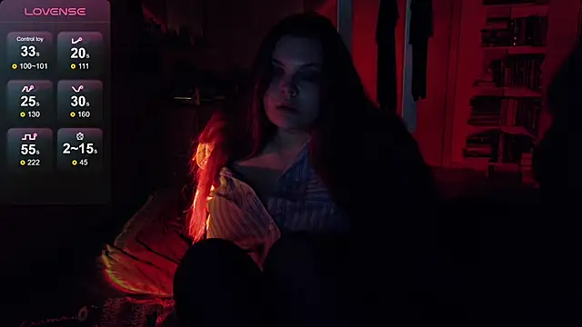 kinky shark online show from April 5, 9:34 pm