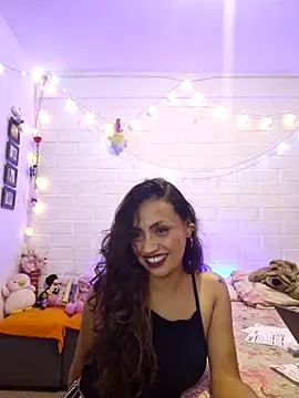 Snapshot of LASEXbellaX chatting on May 1, 2:49 am LASEXbellaX online show from May 1, 2:49 am