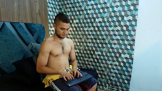 Snapshot of Joaho_Fernandez chatting on June 4, 8:15 pm Joaho Fernandez online show from June 4, 8:15 pm