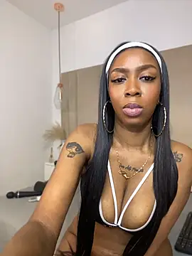 SarayCortez online show from July 2, 8:37 pm