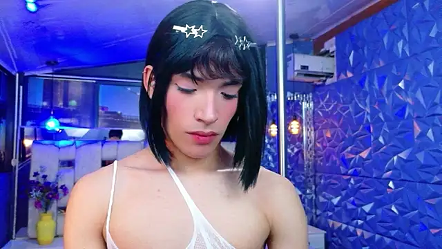 Snapshot of IsaacNovaa chatting on May 16, 7:45 pm IsaacNovaa online show from May 16, 7:45 pm
