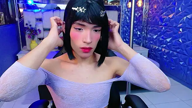 Snapshot of IsaacNovaa chatting on May 17, 1:07 pm IsaacNovaa online show from May 17, 1:07 pm