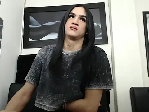 Snapshot of karla_lovera chatting on July 4, 8:26 pm karla lovera online show from July 4, 8:26 pm