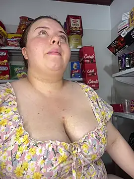 kitty  pinnk online show from June 9, 7:36 pm