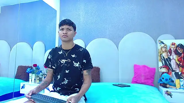party duo playboy online show from May 10, 3:33 am