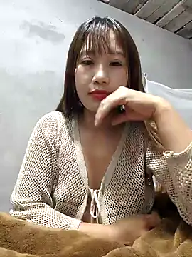 xinhxinh-cute online show from May 6, 12:41 am