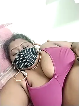 Snapshot of Tamil-Dhara chatting on April 12, 9:31 pm Tamil-Dhara online show from April 12, 9:31 pm