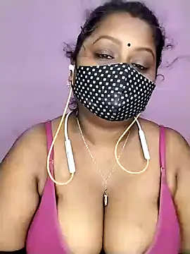 Snapshot of Tamil-Dhara chatting on April 29, 5:41 pm Tamil-Dhara online show from April 29, 5:41 pm