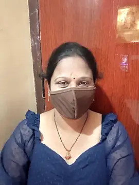 Snapshot of Latha_lovely chatting on April 3, 7:39 am Latha lovely online show from April 3, 7:39 am