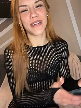 SlimBellaOfficial online show from May 1, 11:20 pm